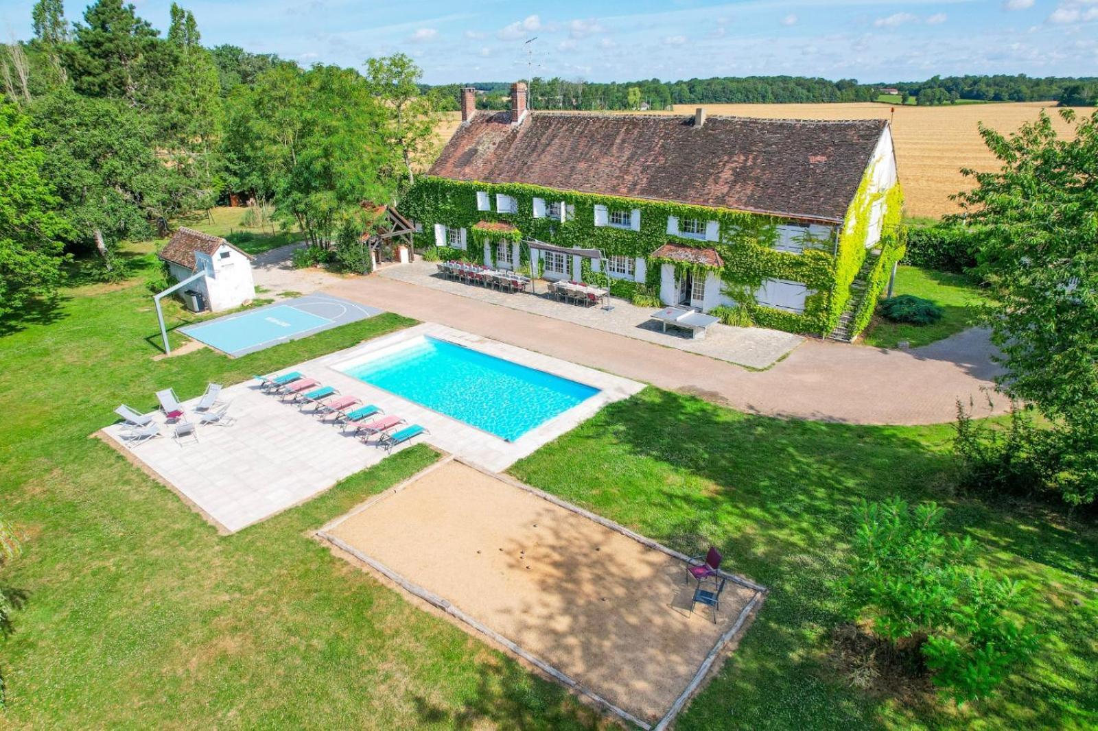 Crazy Villa Etisseaux 45 - Heated Pool - Volley Court - 1H30 Paris - 45P Saint-Maurice-sur-Aveyron Bagian luar foto